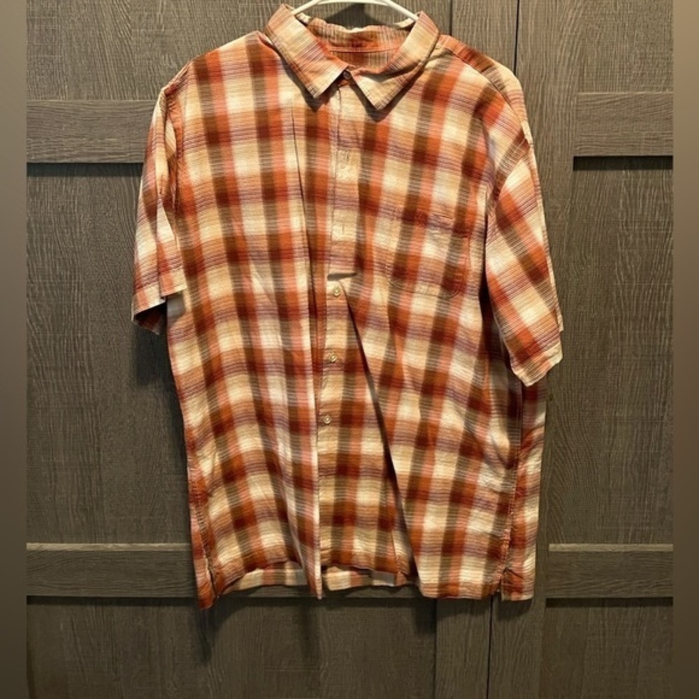 Van Huesen Men’s XL button down